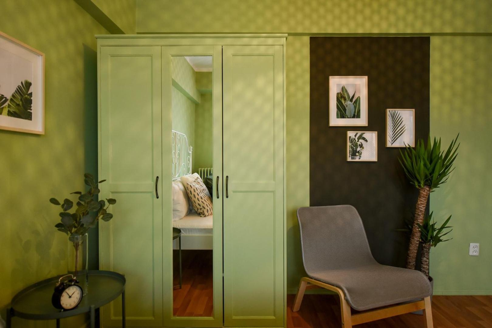 Chic Accommodation With Breathtaking Views Over Calea Victoriei - Your Central Heaven Bucareste Quarto foto