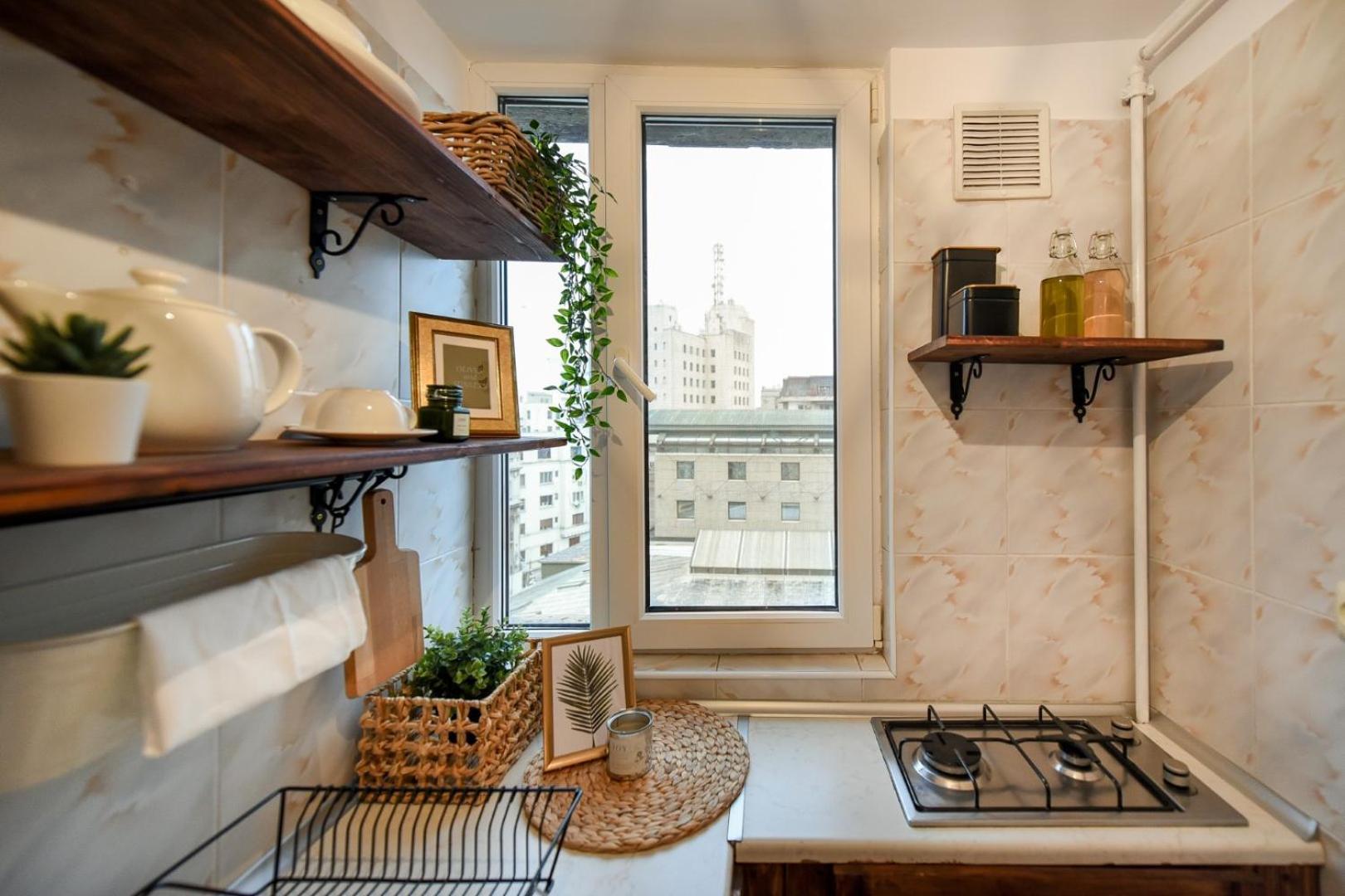 Chic Accommodation With Breathtaking Views Over Calea Victoriei - Your Central Heaven Bucareste Quarto foto
